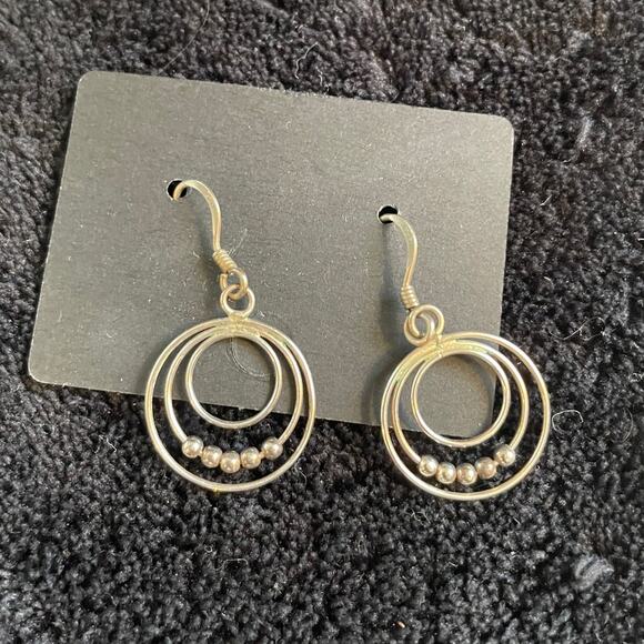 5 Pairs of Vintage Handmade Pierced Earrings - Picture 7 of 7